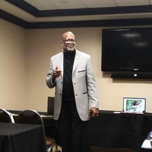 Meet your Posher, Kevin